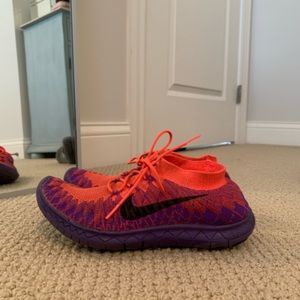 Nike Flyknit Sneakers